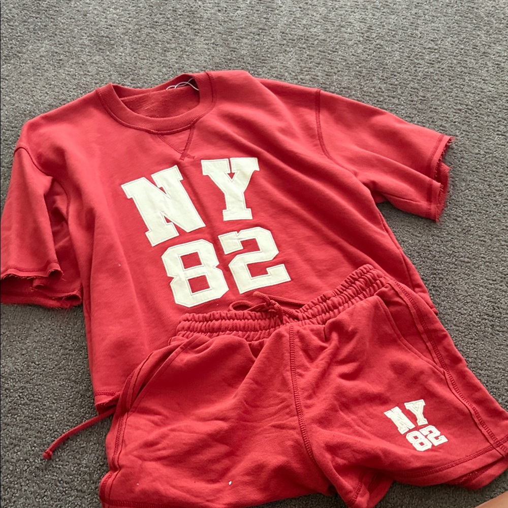 Red NY 82 T-Shirt and Shorts Set